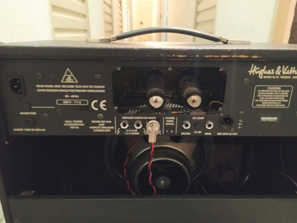 Hughes & Kettner Tube 50 de segunda mano · Foto 4 de 7 · Pontevedra · 350 €