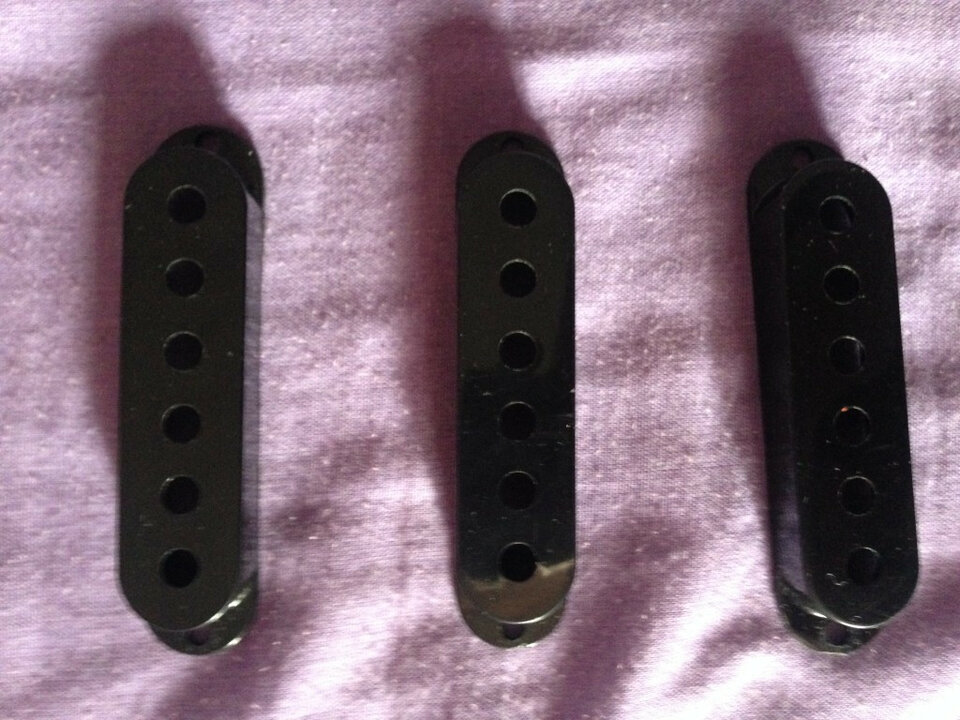 Straplocks Dunlop,Clavijero chrome, golpeador, tapa, ...