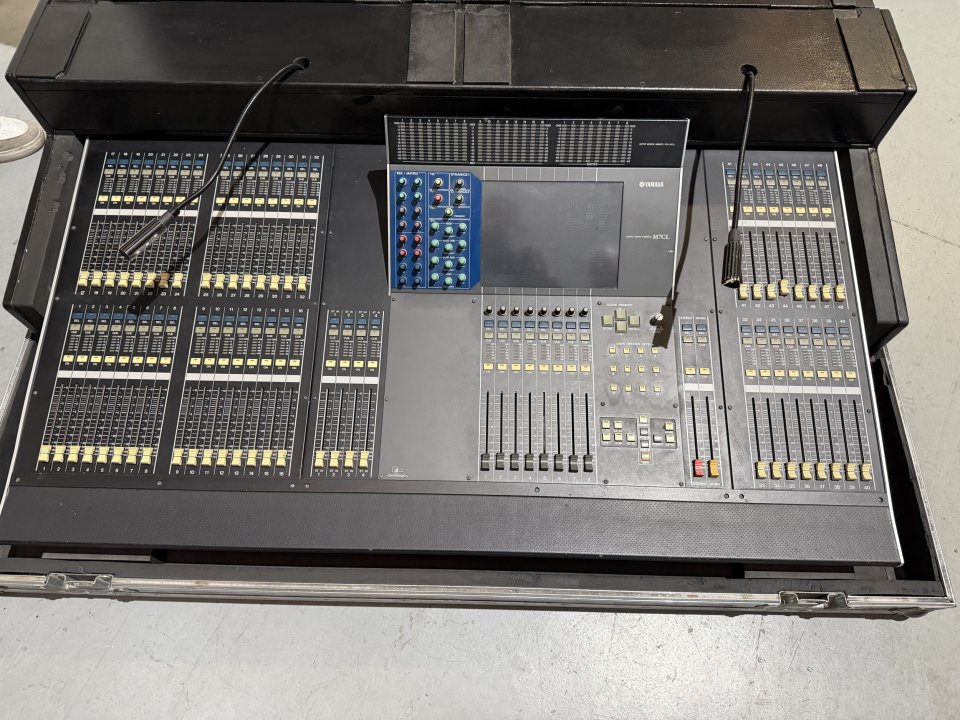 yamaha m7cl mesa de sonido digital 48ch