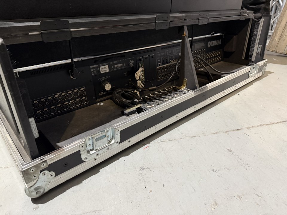 yamaha m7cl mesa de sonido digital 48ch