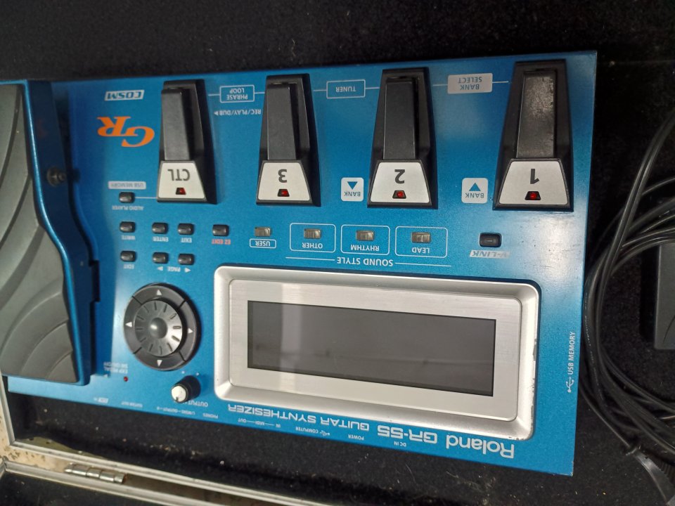 Pedalera Roland GR55+Flight case