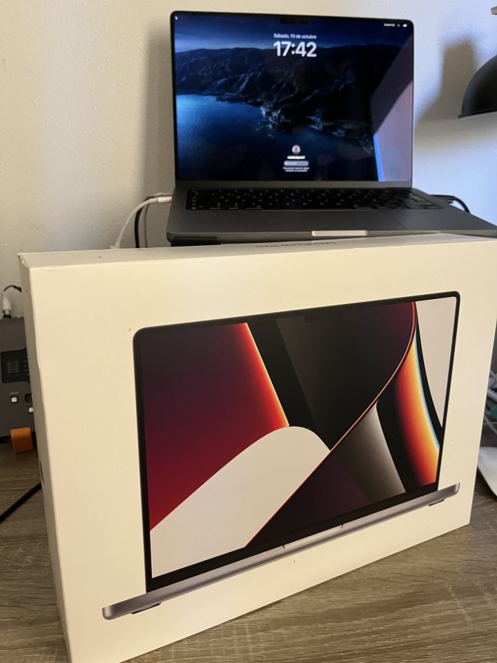 Apple MacBook Pro M1 Pro 8 CPU/14 GPU 14" de segunda mano · Foto 4 de 7 · Las Palmas · 790 €
