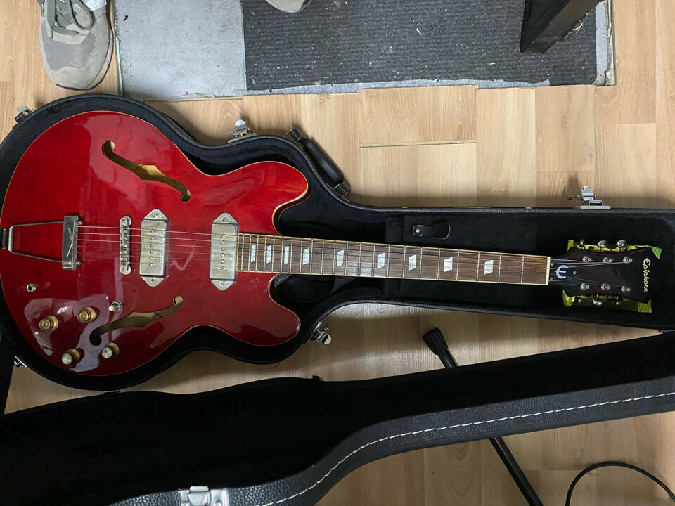 Epiphone Casino cherry red 2009 + estuche