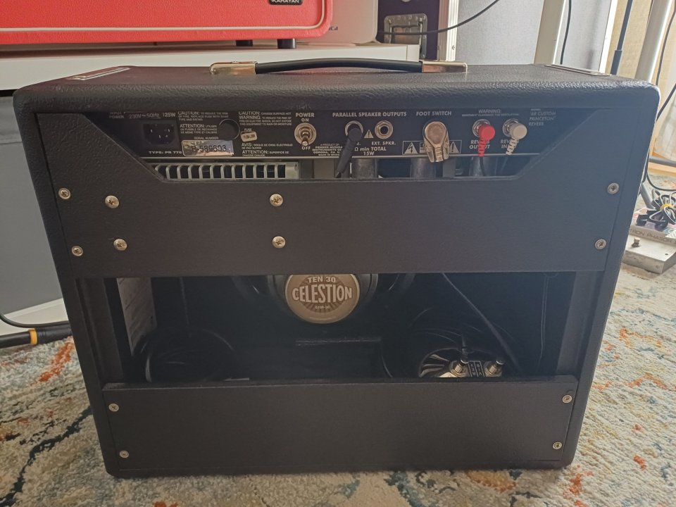 Fender 68 Custom Princeton Reverb de segunda mano · Foto 4 de 5 · Madrid · 1080 €