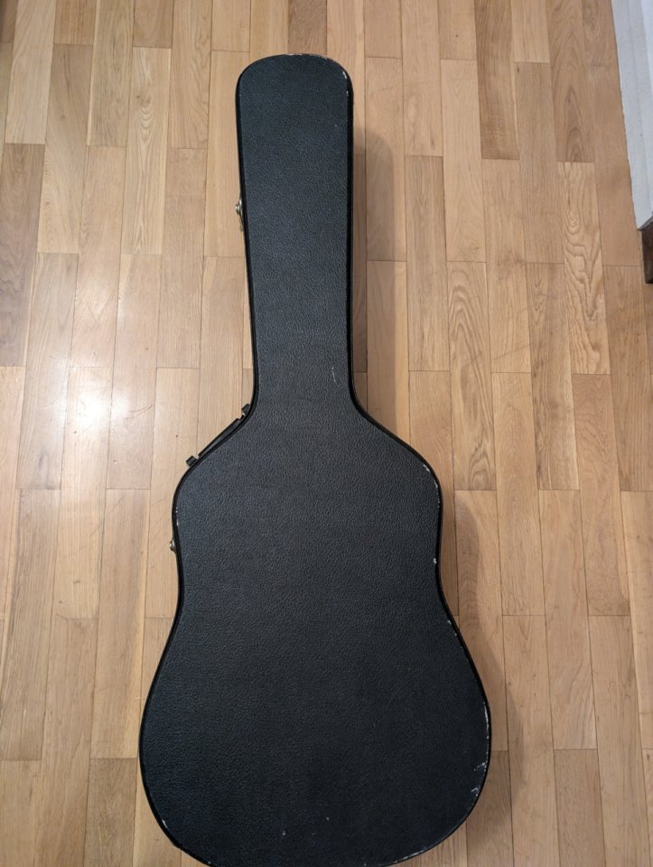 Estuche rígido Martin