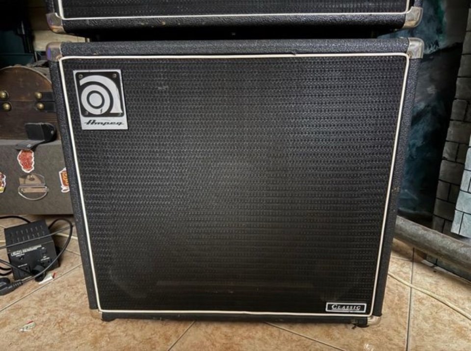 Ampeg SVT-15EN 1x15” Made in USA – 1995 de segunda mano · Foto 1 de 8 · Pontevedra · 561 €