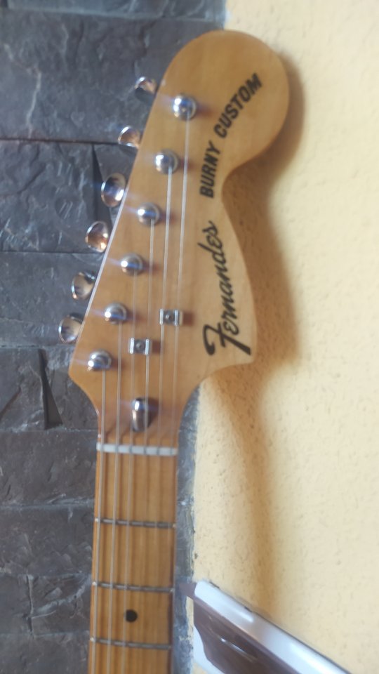 Fernándes burny custom 74 de segunda mano · Foto 3 de 8 · Madrid · 850 €