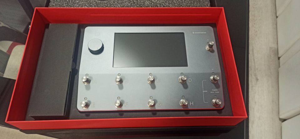 Neural Quad Cortex de segunda mano · Foto 1 de 6 · Bizkaia · 1270 €