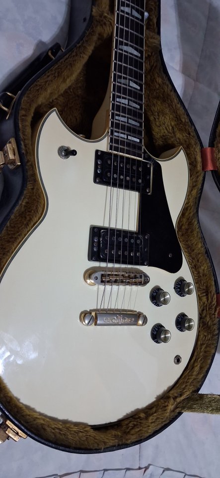 Yamaha sg 1000 de segunda mano · Foto 5 de 10 · Barcelona · 1200 €