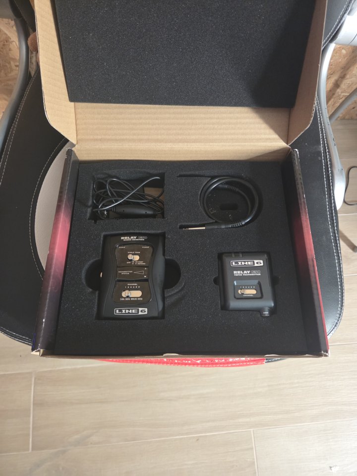 Line 6 relay g30 wireless instrumento de segunda mano · Foto 1 de 2 · Illes Balears · 130 €
