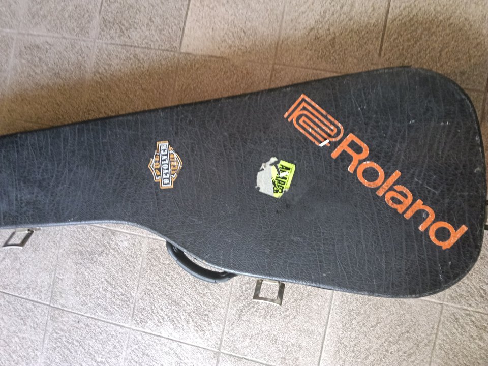 Fender strato japonesa de segunda mano · Foto 4 de 10 · A Coruña · 500 €