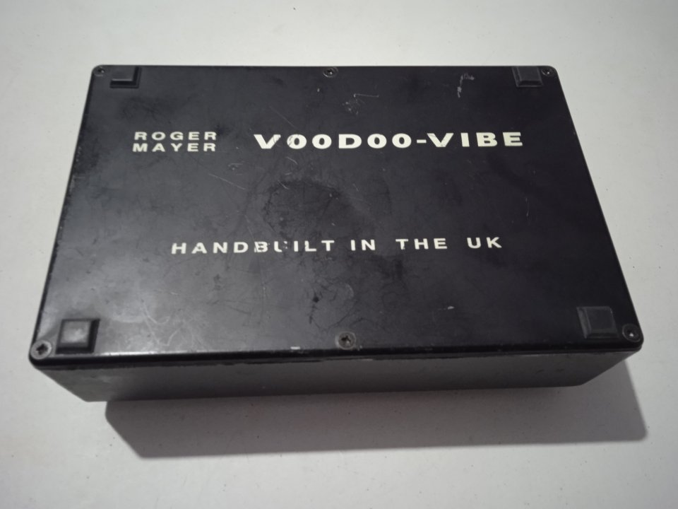 Roger Mayer Voodoo Vibe made in UK de los 2000's de segunda mano · Foto 4 de 4 · Madrid · 495 €