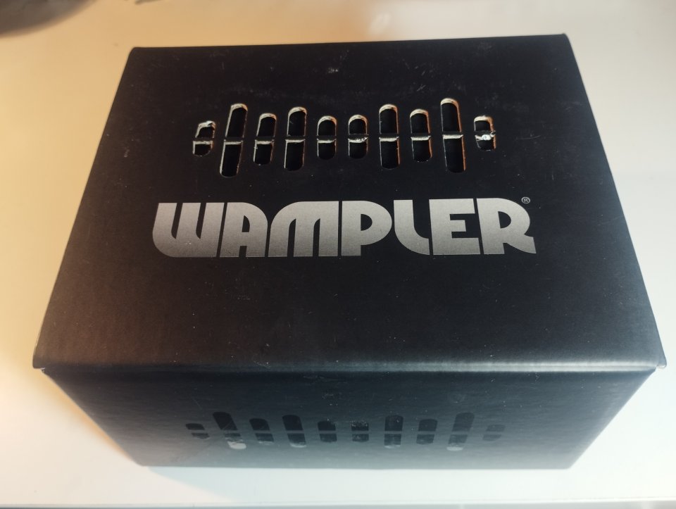 Wampler Terraform multiefectos de modulación