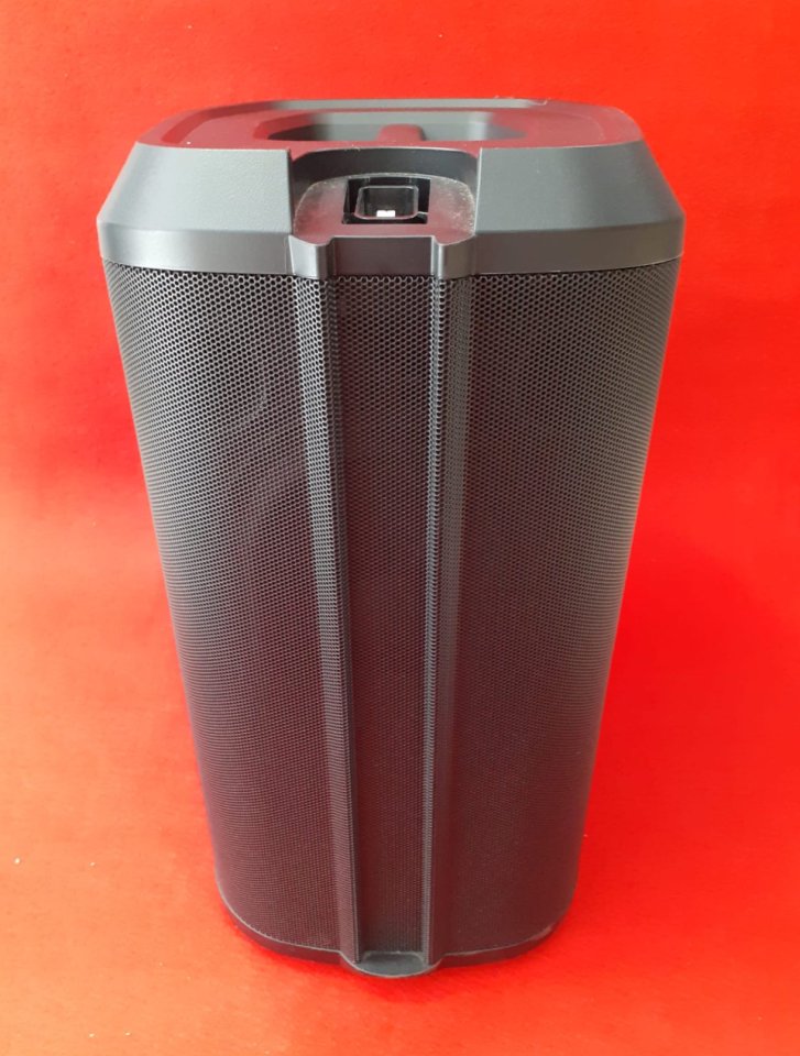 Bose L1 Pro8 de segunda mano · Foto 4 de 7 · Girona · 965 €