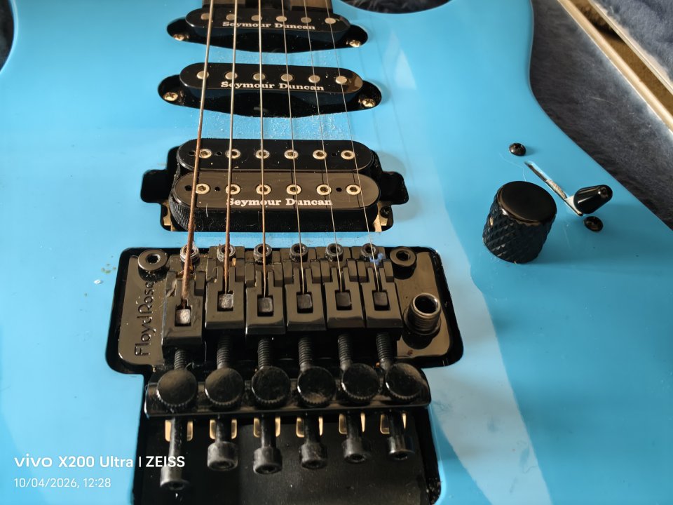 Charvel Pro-Mod DK24 HSS FR E Infinity Blue