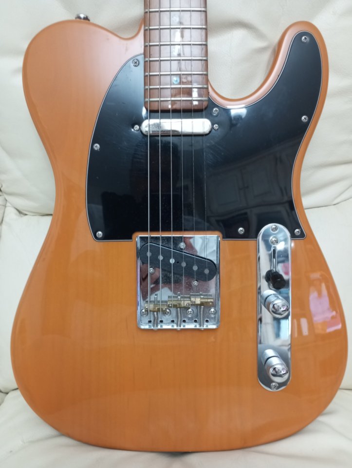 SIRE T7 LARRY CARLTON. de segunda mano · Foto 2 de 7 · A Coruña · 450 €