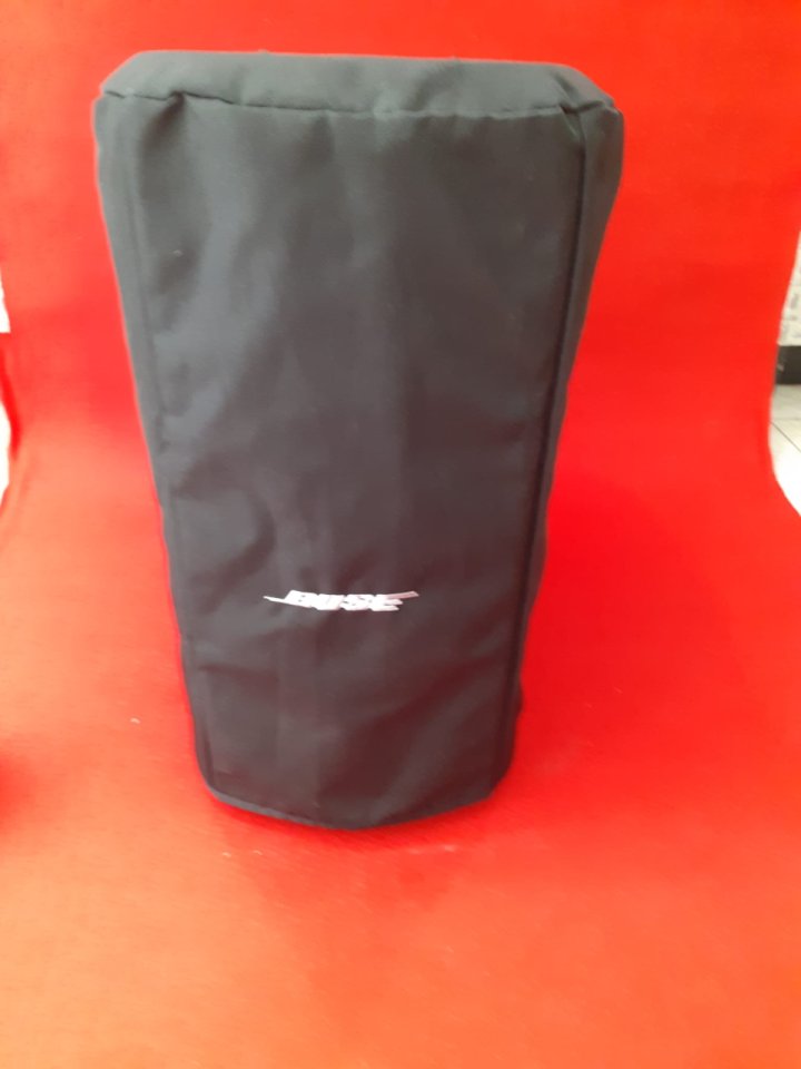 Bose L1 Pro8 de segunda mano · Foto 7 de 7 · Girona · 965 €