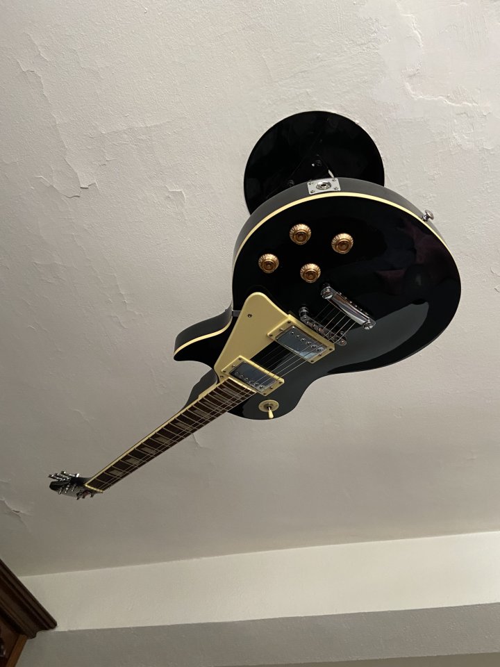 Guitarra Lámpara    Bajada de precio