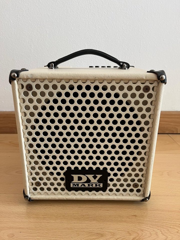 DV Mark Little Jazz de segunda mano · Foto 1 de 4 · Sevilla · 250 €