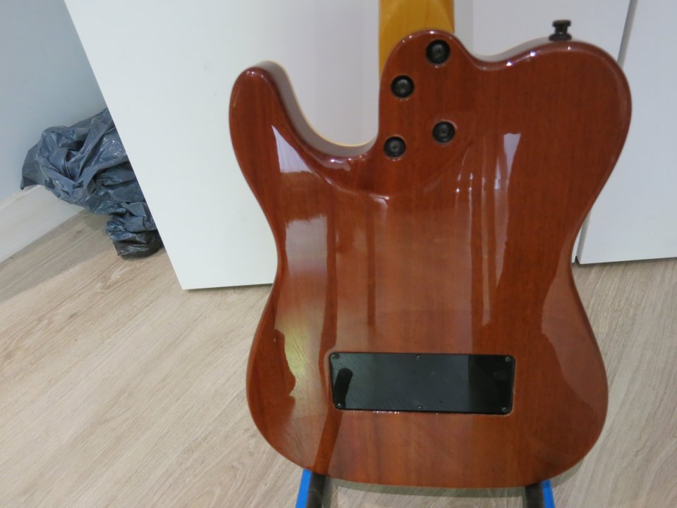 GODIN ACOUSTICASTER de segunda mano · Foto 6 de 10 · Zaragoza · 1300 €