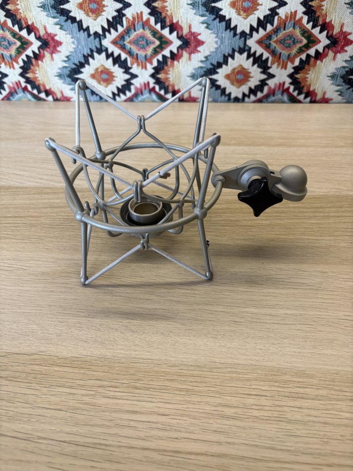 Neumann EA87 de segunda mano · Foto 1 de 5 · Madrid · 245 €