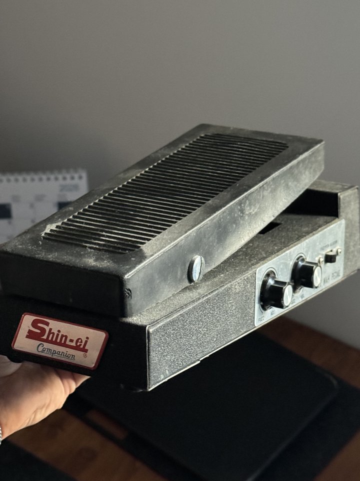 Shin-Ei 8-TR Fuzz Wah 1970s Negro