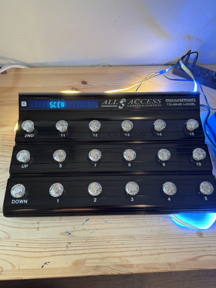 Rocktron All Access de segunda mano · Foto 1 de 9 · Madrid · 350 €