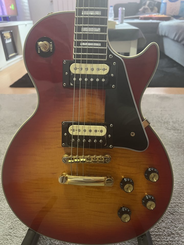 Epiphone Les Paul Custom de segunda mano · Foto 6 de 10 · Madrid · 800 €