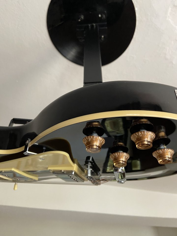 Guitarra Lámpara    Bajada de precio