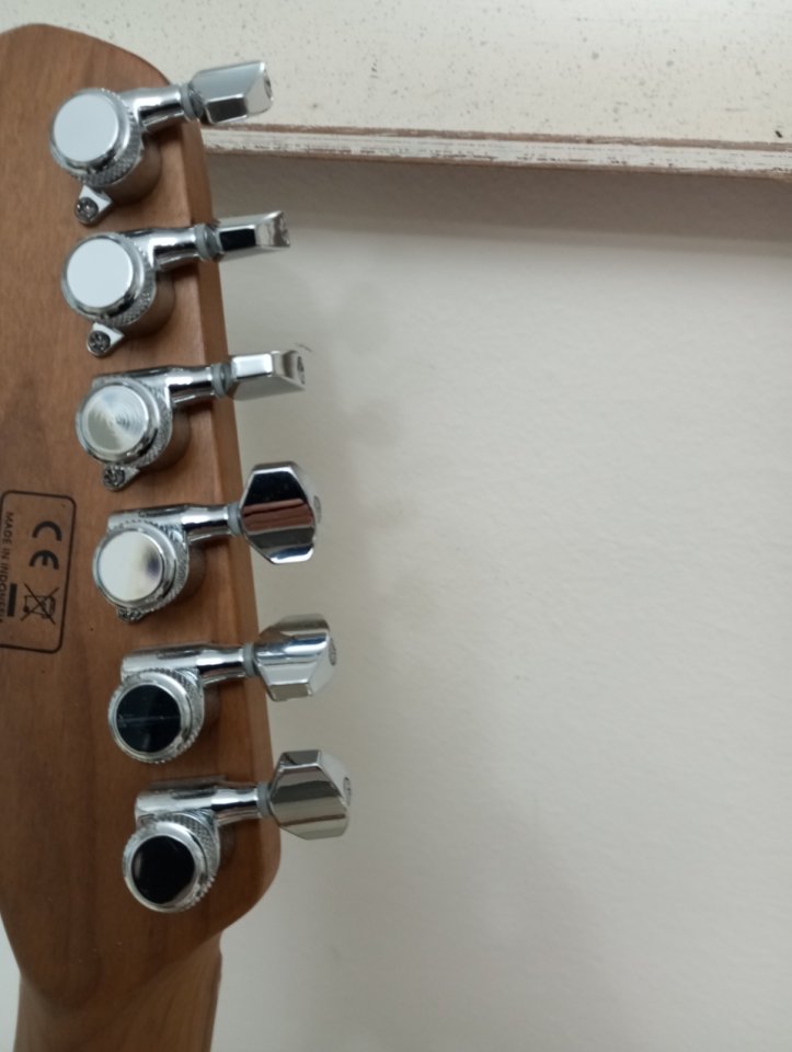 SIRE T7 LARRY CARLTON. de segunda mano · Foto 7 de 7 · A Coruña · 450 €