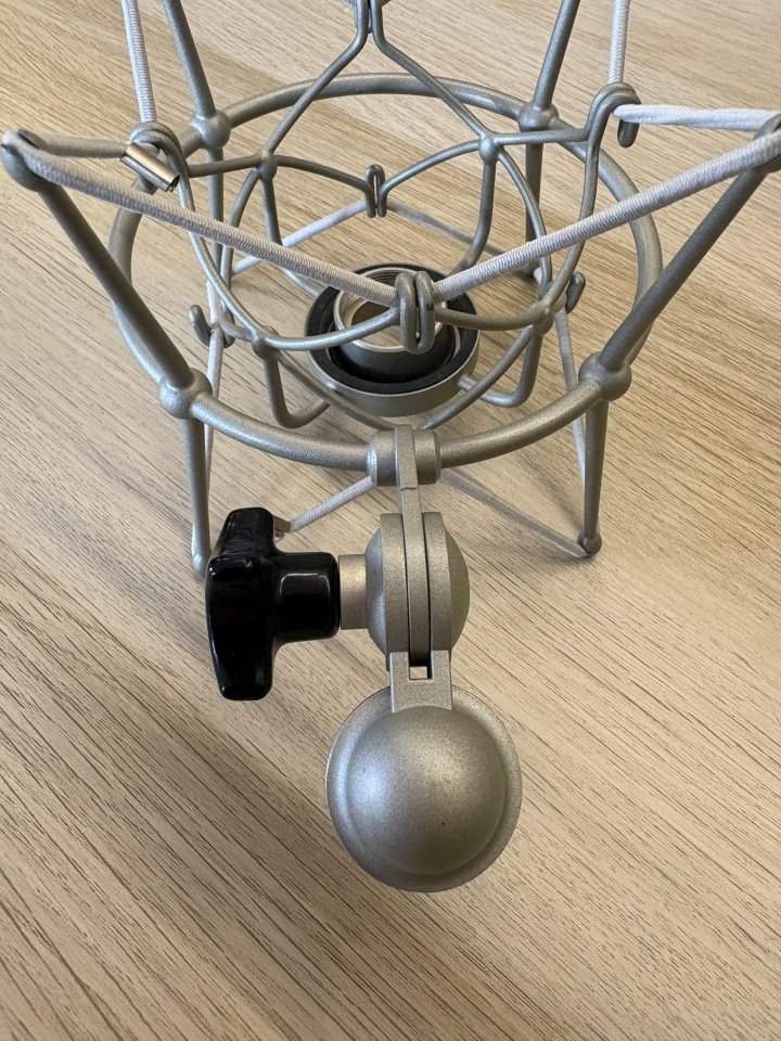 Neumann EA87 de segunda mano · Foto 4 de 5 · Madrid · 245 €