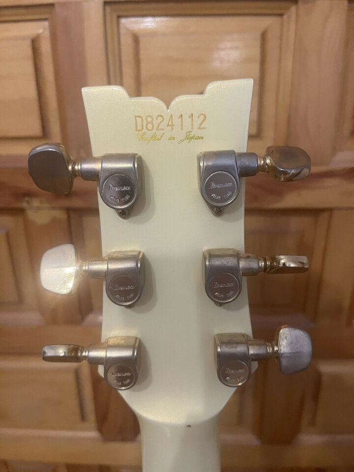 ibanez artist 82'