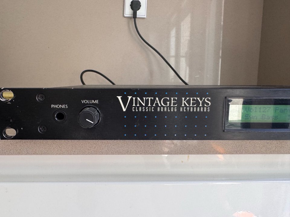 E-mu Vintage Keys 1993 v1.03 de segunda mano · Foto 4 de 6 · Barcelona · 280 €