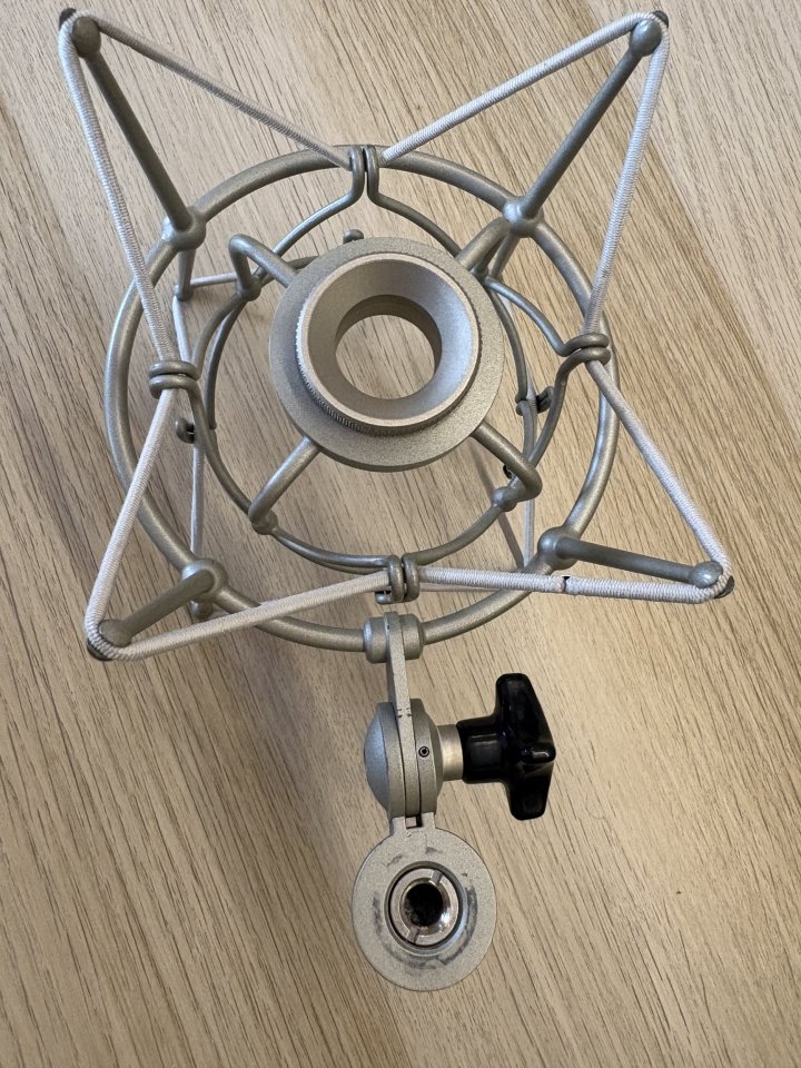 Neumann EA87 de segunda mano · Foto 5 de 5 · Madrid · 245 €