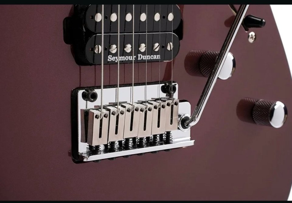 GUITARRA ELÉCTRICA CORT G300 PRO de segunda mano · Foto 7 de 9 · Barcelona · 485 €