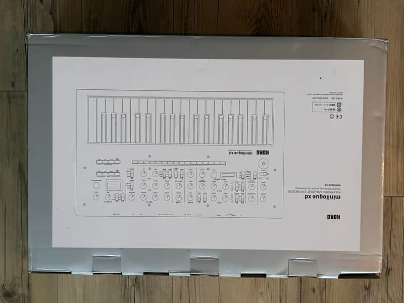 Korg Minilogue XD de segunda mano · Foto 2 de 2 · Cádiz · 320 €