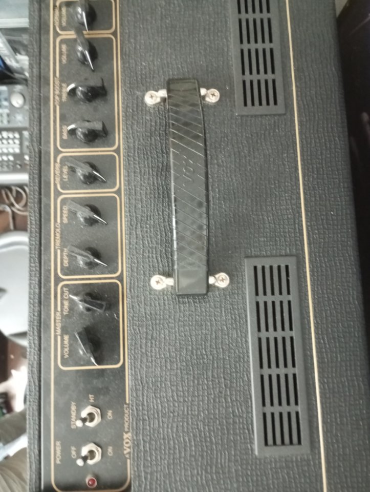VOX AC 15 C1 de segunda mano · Foto 3 de 6 · A Coruña · 530 €
