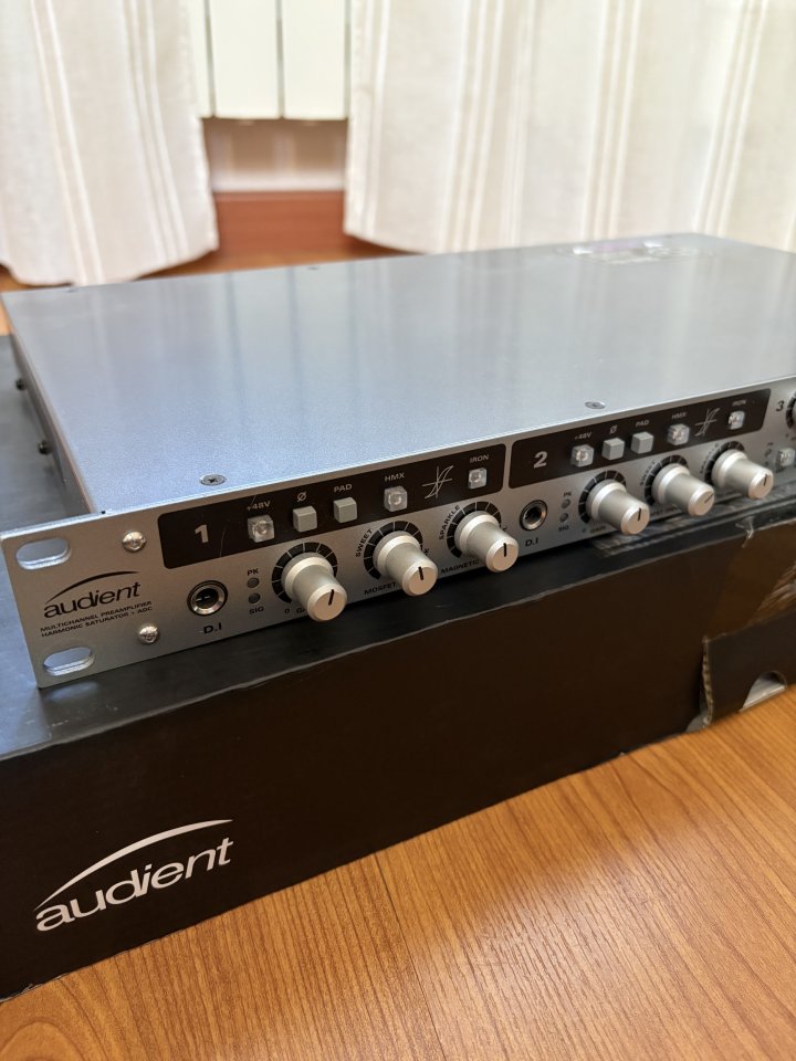 Audient Asp800 de segunda mano · Foto 1 de 7 · Madrid · 470 €
