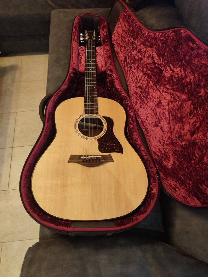 Taylor ad17e de segunda mano · Foto 2 de 9 · Alicante · 950 €
