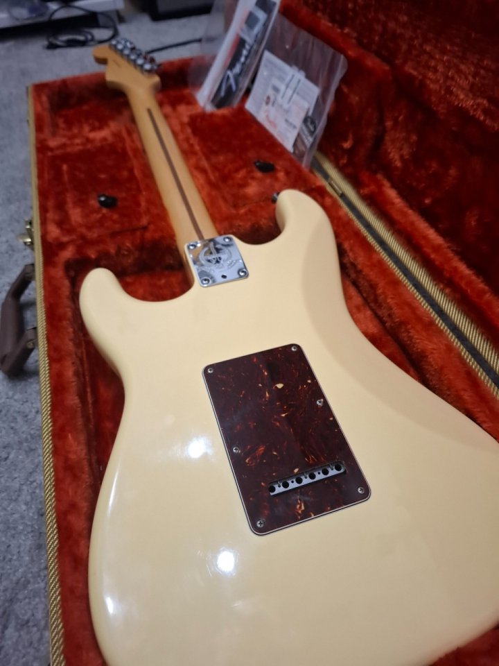Fender Stratocaster 60th anniversary de segunda mano · Foto 3 de 7 · Barcelona · 1300 €