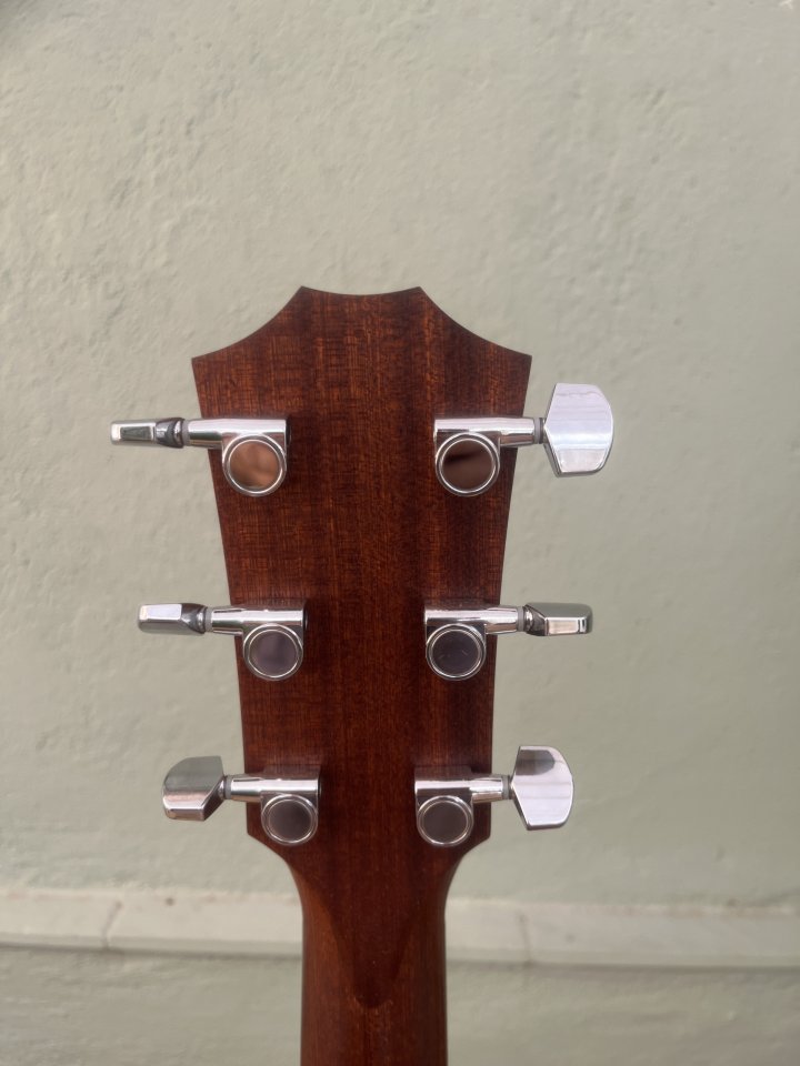 Guitarra acústica Taylor 114ce Grand Auditorium de segunda mano · Foto 6 de 9 · Barcelona · 700 €