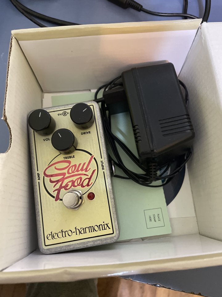 Vendo pedal electro- harmonix