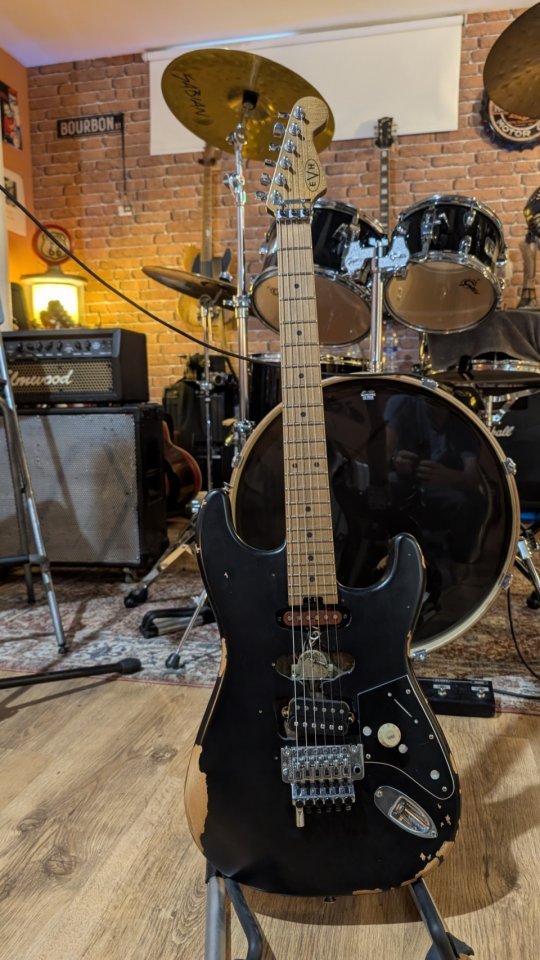 EVH Frankie Relic por Pedalera/procesador digital