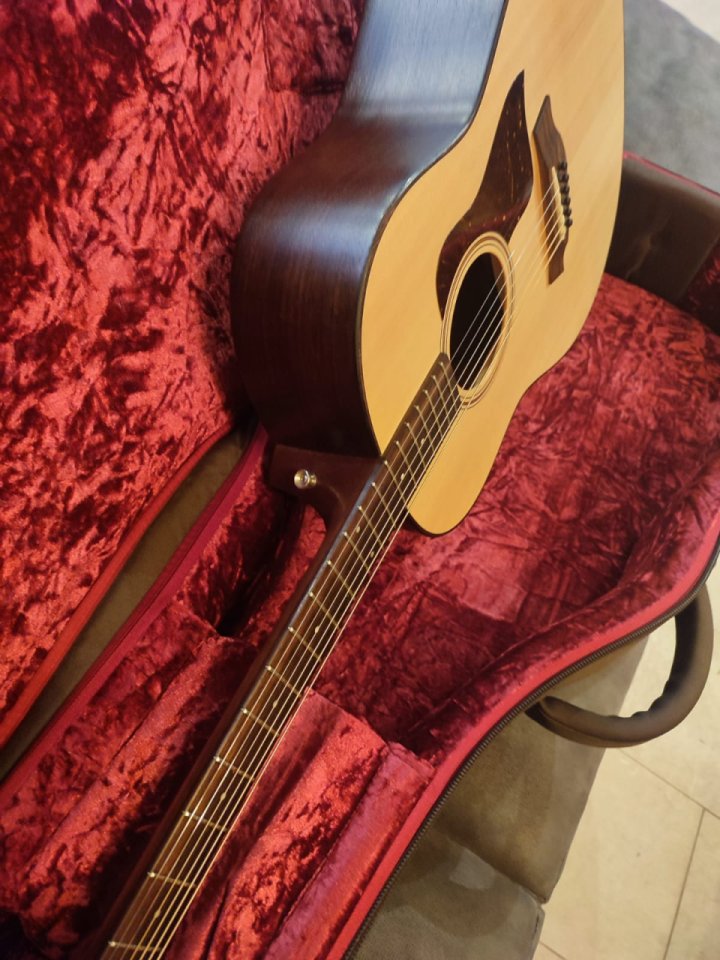 Taylor ad17e de segunda mano · Foto 4 de 9 · Alicante · 950 €