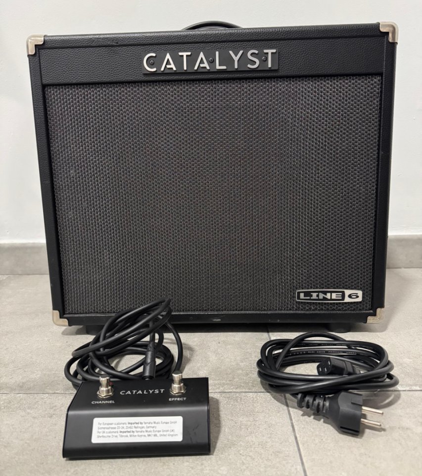 Amplificador Line 6 Catalyst 60+Pedal+funda