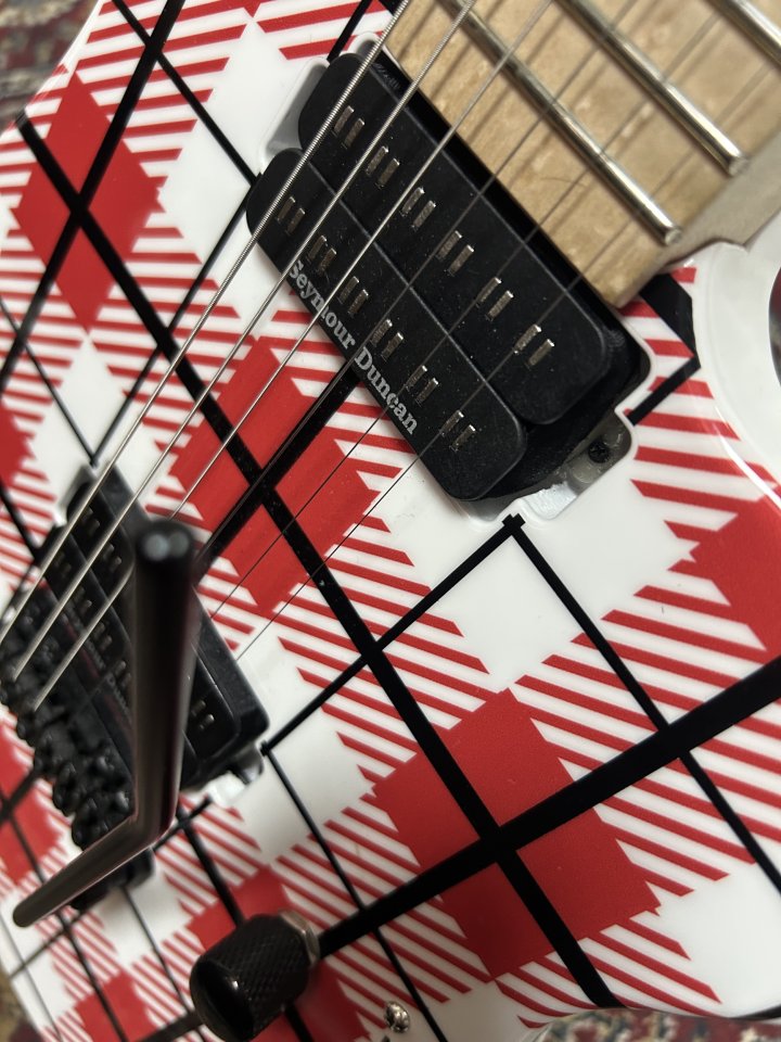 Dirty boy  guitars Blues Saraceno