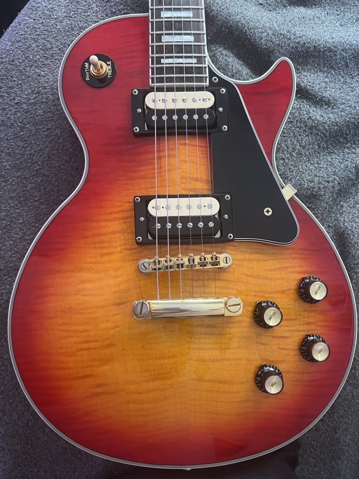 Epiphone Les Paul Custom de segunda mano · Foto 7 de 10 · Madrid · 800 €