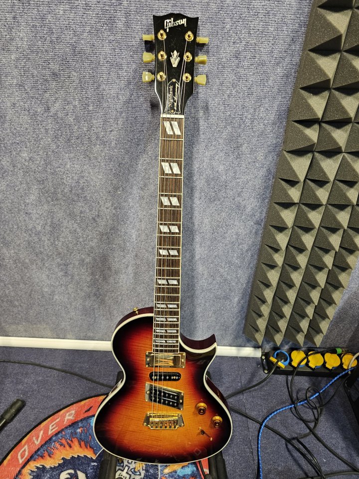 Gibson Nighthawk de segunda mano · Foto 2 de 8 · Cádiz · 1950 €