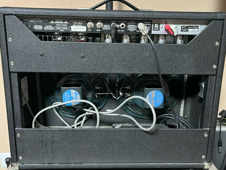 Fender Custom Vibrolux Reverb Reissue + Funda acolchada + Flight Case