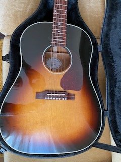 Gibson J45 standard